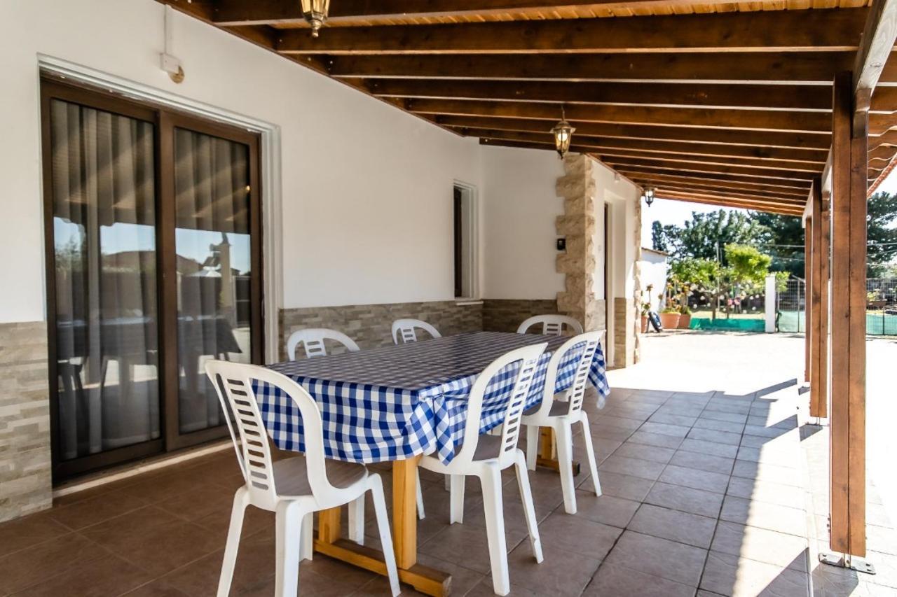 Reel Paradise Villa, Cyprus Larnaca Esterno foto