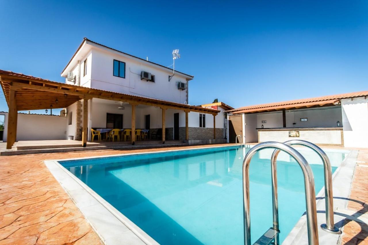 Reel Paradise Villa, Cyprus Larnaca Esterno foto