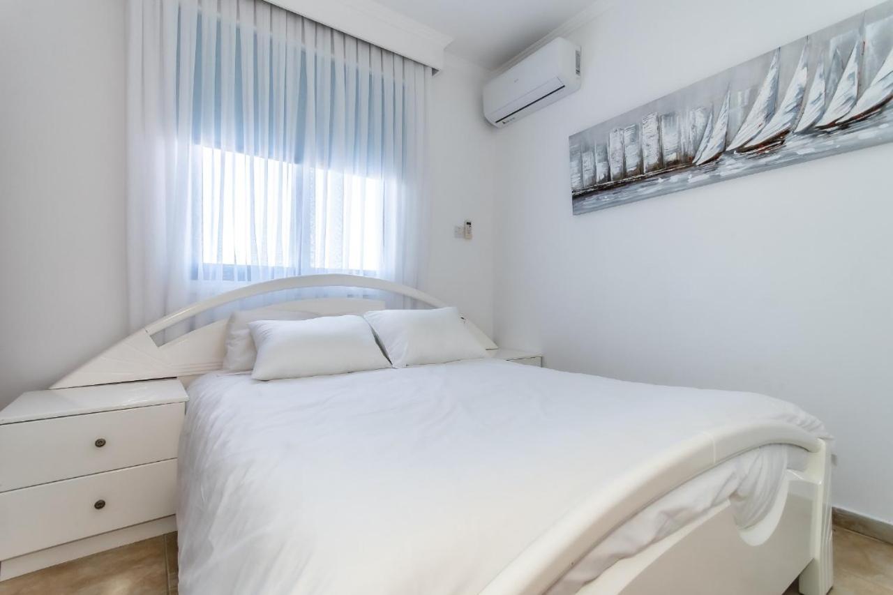 Reel Paradise Villa, Cyprus Larnaca Esterno foto